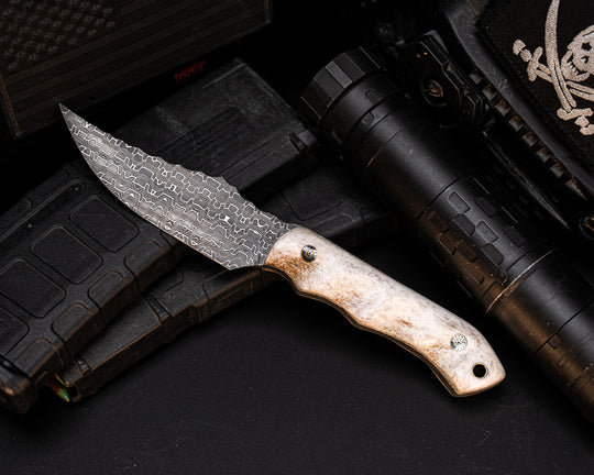 Red Cloud- Vegas Forge Snakeskin Damascus- Mosaic Pins, Brass Lanyard Pin, Grooved Grip
