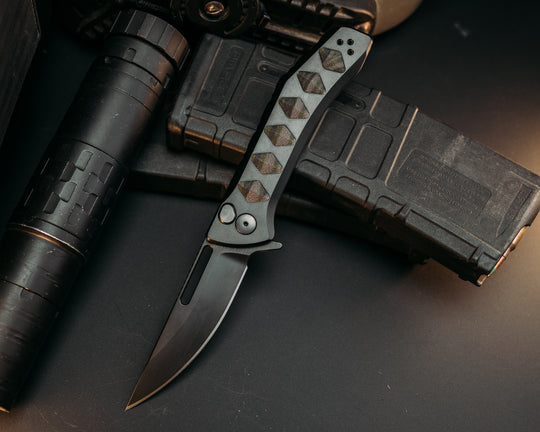 Custom Kwaiken Folder - Camo Carta G-Carta Inlay, Anodized Black Handle, Black Nitride Blade, Textured Grip, Deep Carry Pocket Clip