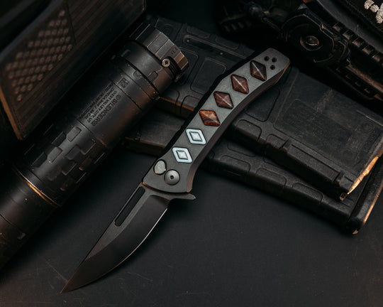 Custom Kwaiken Folder - Brittany Camo Quartz & Desert ironwood Inlay, Anodized Black Handle, Black Nitride Blade, Textured Grip, Deep Carry Pocket Clip