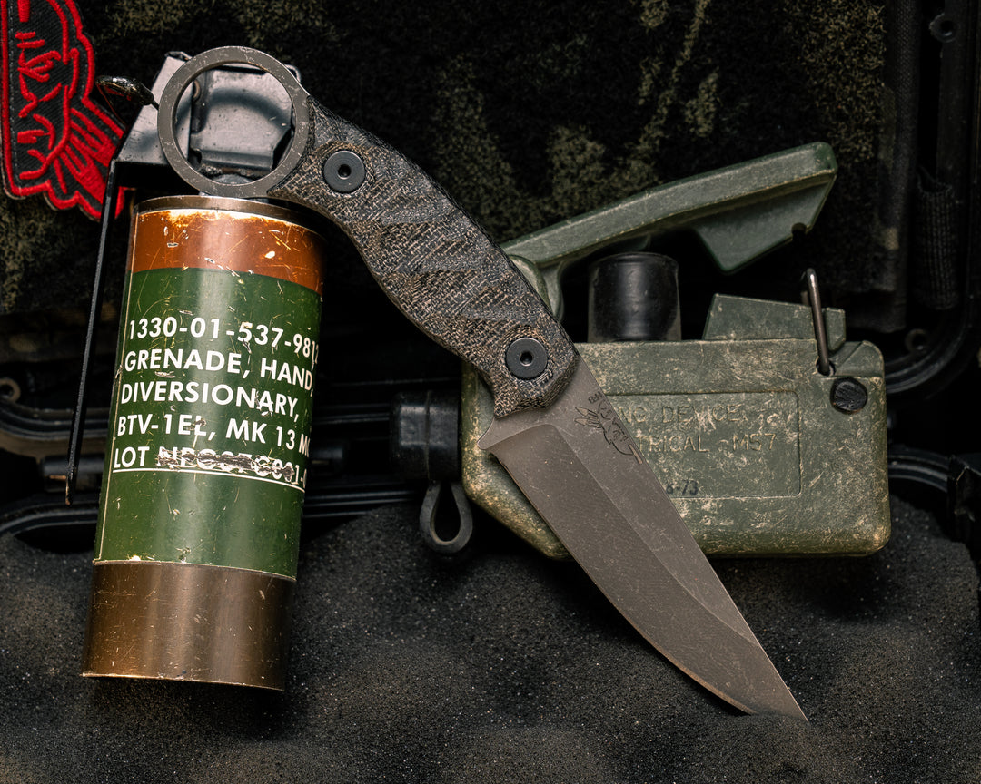 Osoraku 3" Mini - Black Canvas Micarta, Allen Bolts, Textured Grip