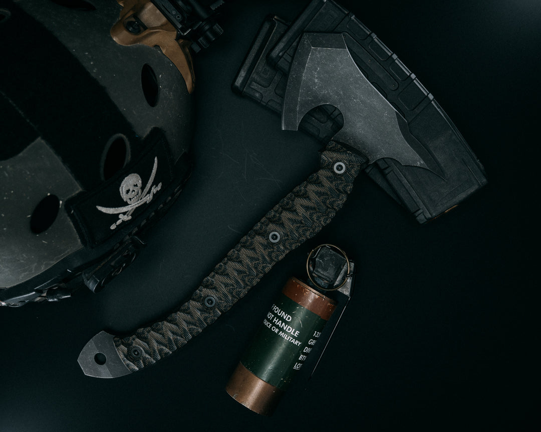 Warbird - OD Green & Black Canvas Micarta, Allen Bolts, Chaos Grip