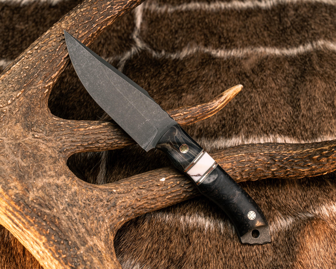 Red Crow- El Camo G-Carta, Grey G10 and Copper Pin Striping, White with Copper Matrix Tru-stone Split, Dyed Redwood, Mosaic Pins, Textured Grip