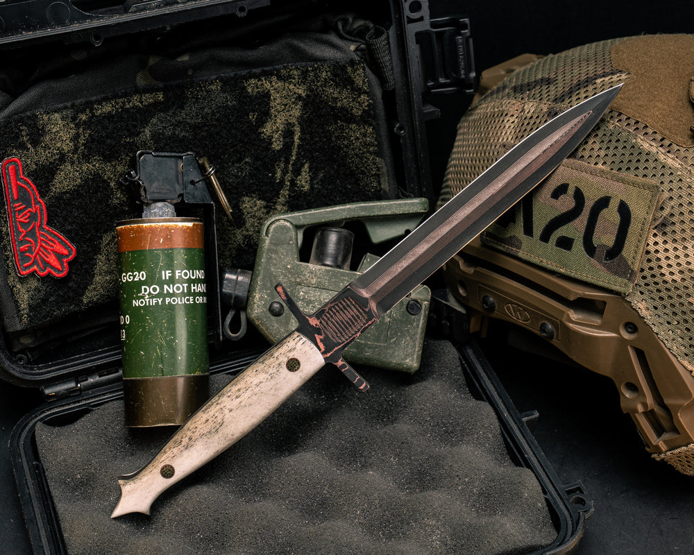 V-42 Dagger- Baker Forge Random Pattern CopperMai- CO Elk, Mosaic Pins, Smooth Grip