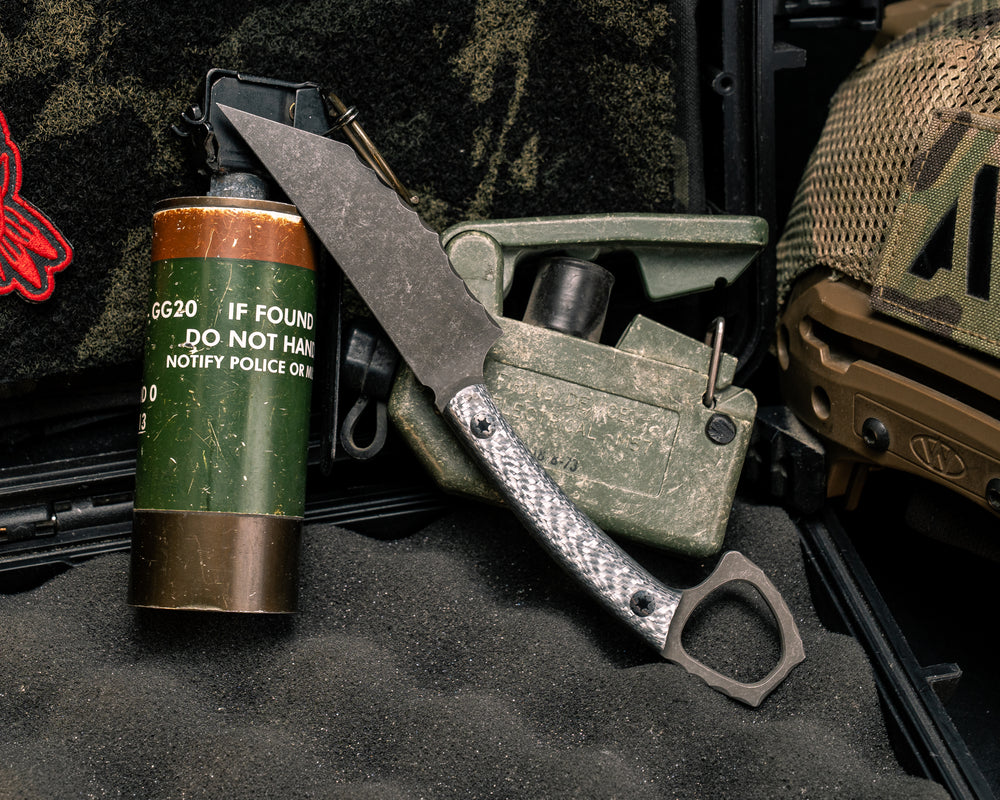 SOPHS- Silver Carbon, Mosaic Pins Smooth Grip