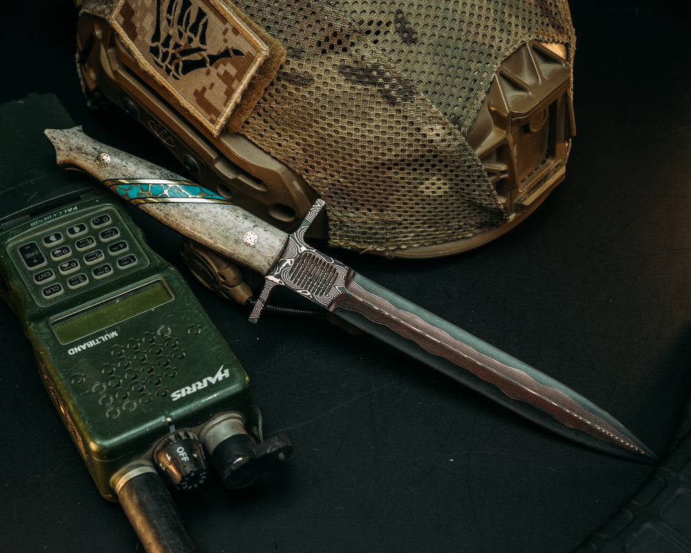 V-42 Dagger- Baker Forge Raindrop Pattern CopperMai- CO Elk, Black G10 and Brass Pin Striping, Turquoise with Gold Web Tru-stone Split, Mosaic Pins, Smooth Grip