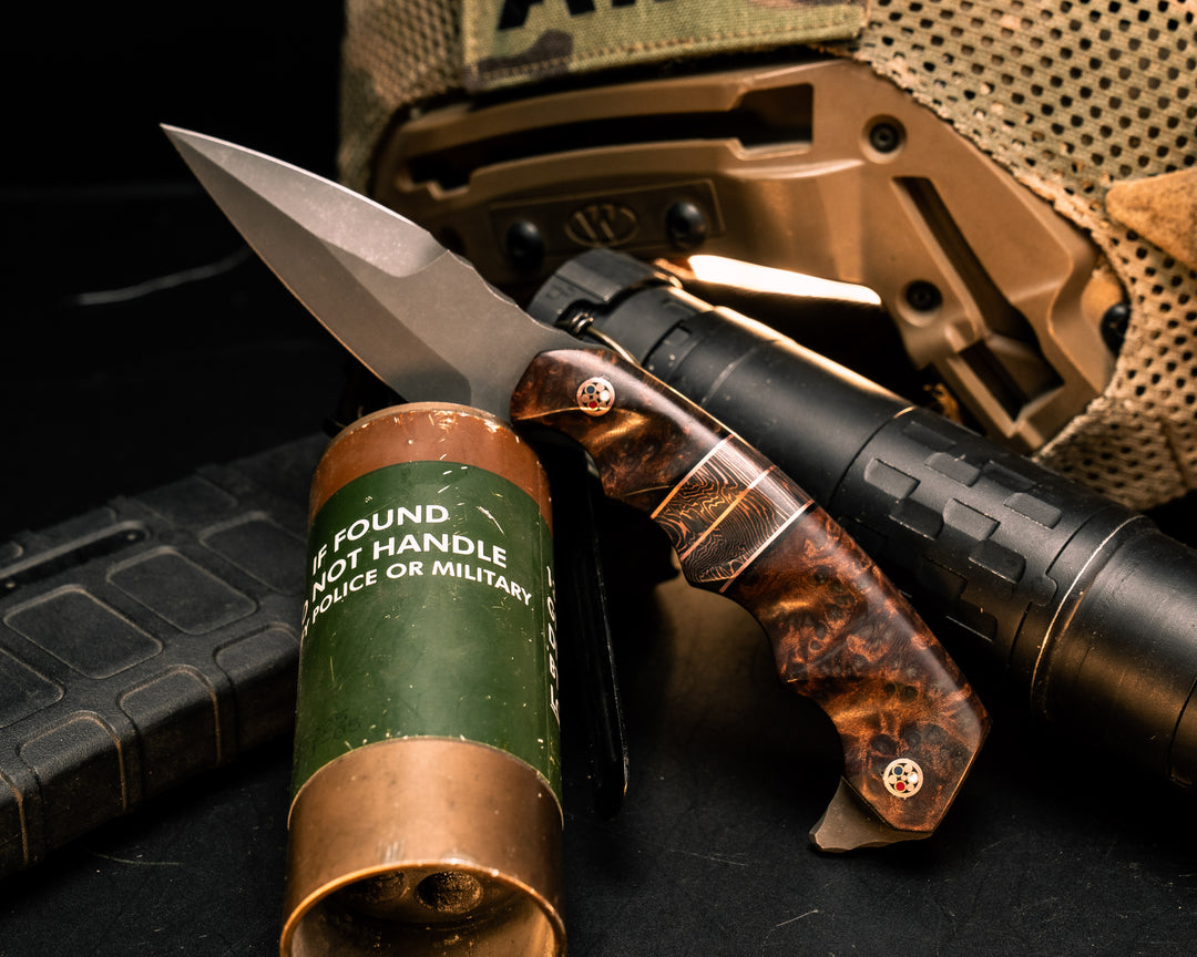 3" HUMINT- Redwood Burl, Black G10 and Copper Pin Striping, Copper Camo Carbon Split, Patriot Mosaic Pins, Grooved Grip