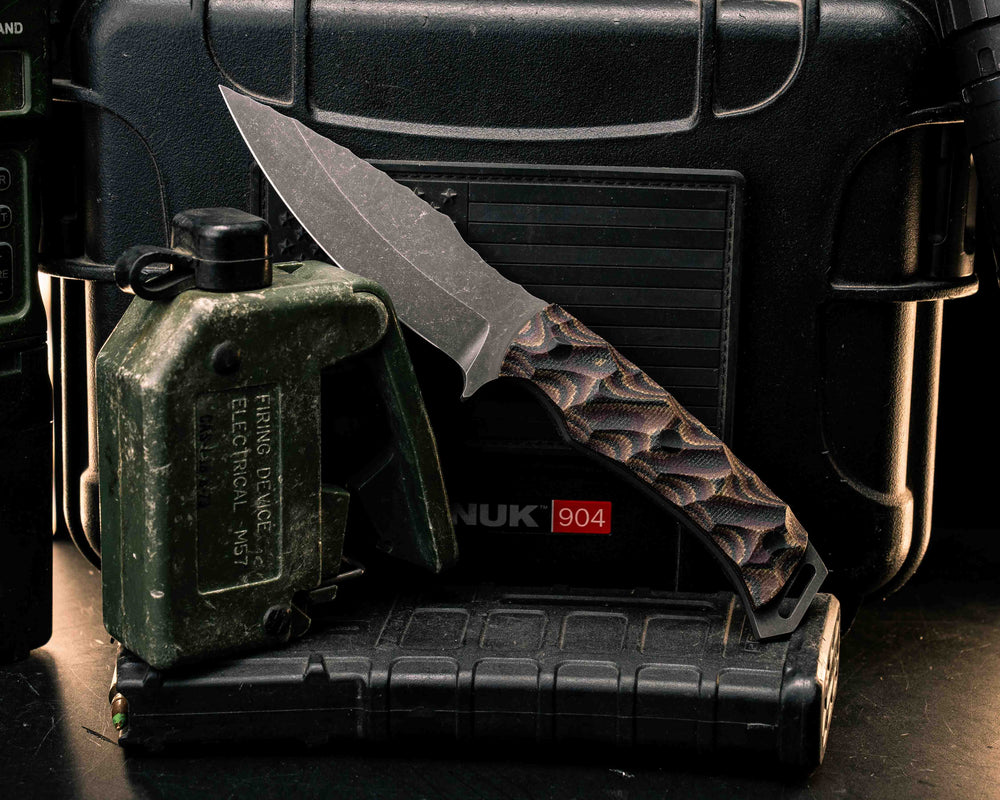 Ishi- Python Canvas Micarta, CF Pins, Textured Grip