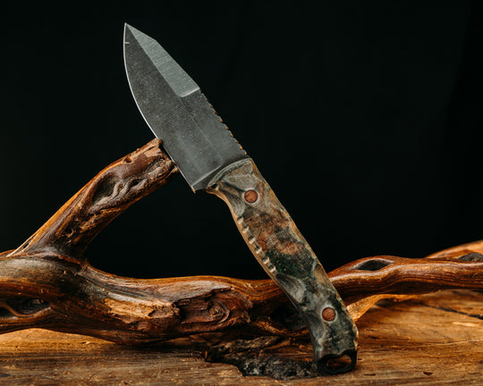 Hog Hunt Jr- Realtree Cammie Micarta, Vintage Micarta Pins, Textured Grip