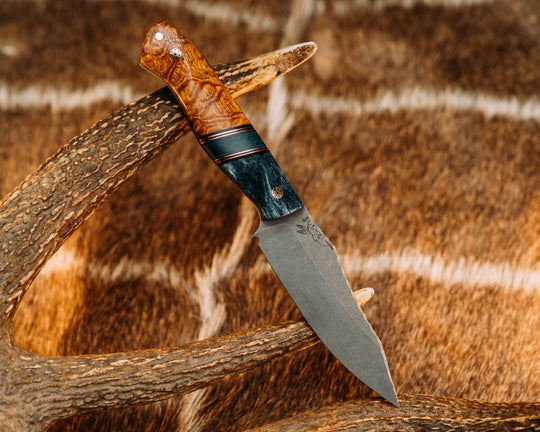 Field Knife Jr- Dyed Giraffe, Black G10 and Copper Pin Striping, Arctic Storm FAT Carbon Split, Afzelia Burl, Mosaic Pins, 1/8" Copper Pin, Contoured Grip