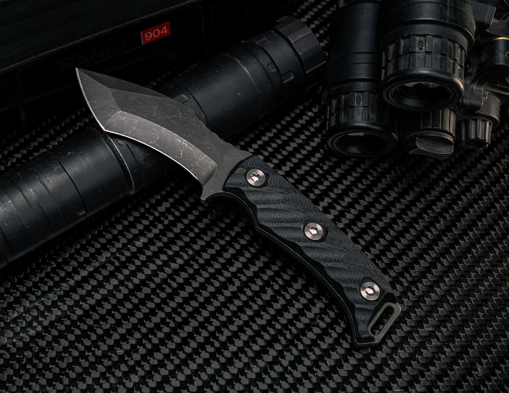 Buteo - Black G10, Ti Allen Bolts, Iron Grip.