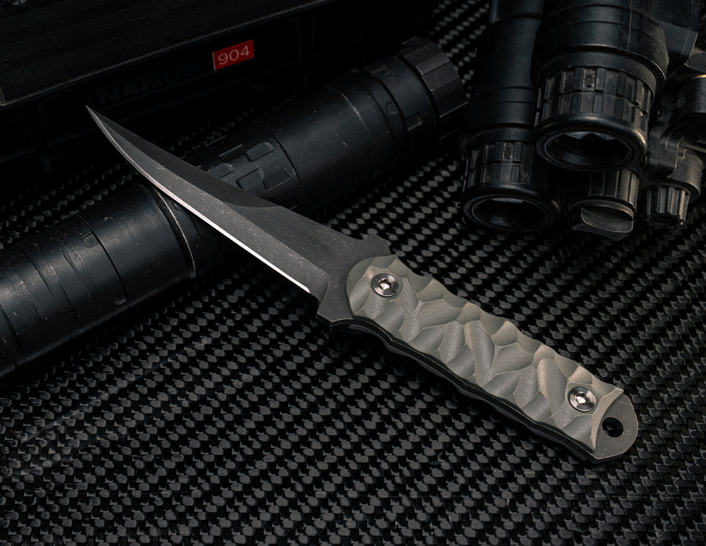 Combat Filet- Gray G10, Ti Allen Bolts, Chaos Grip