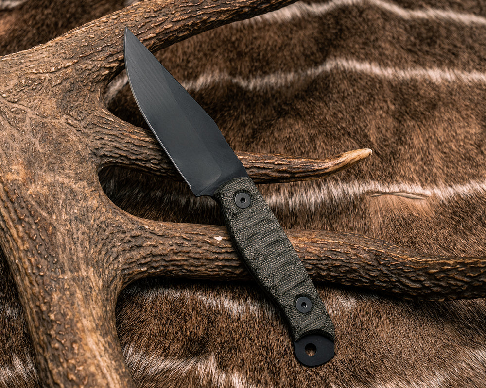Crow Scalper - OD Green Canvas Micarta, Armor Black Cerakote, Allen Bolts, Chaos Grip