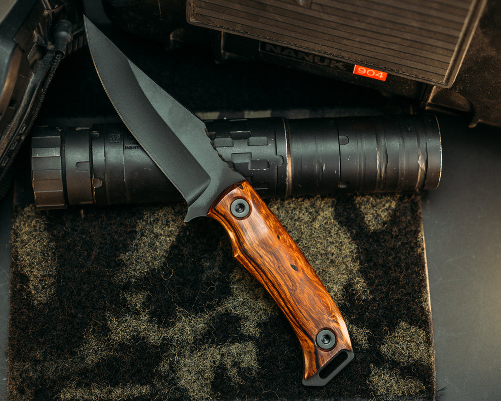 Tosahwi - Desert Ironwood, Armor Black Cerakote, Allen Bolts, Smooth Grip