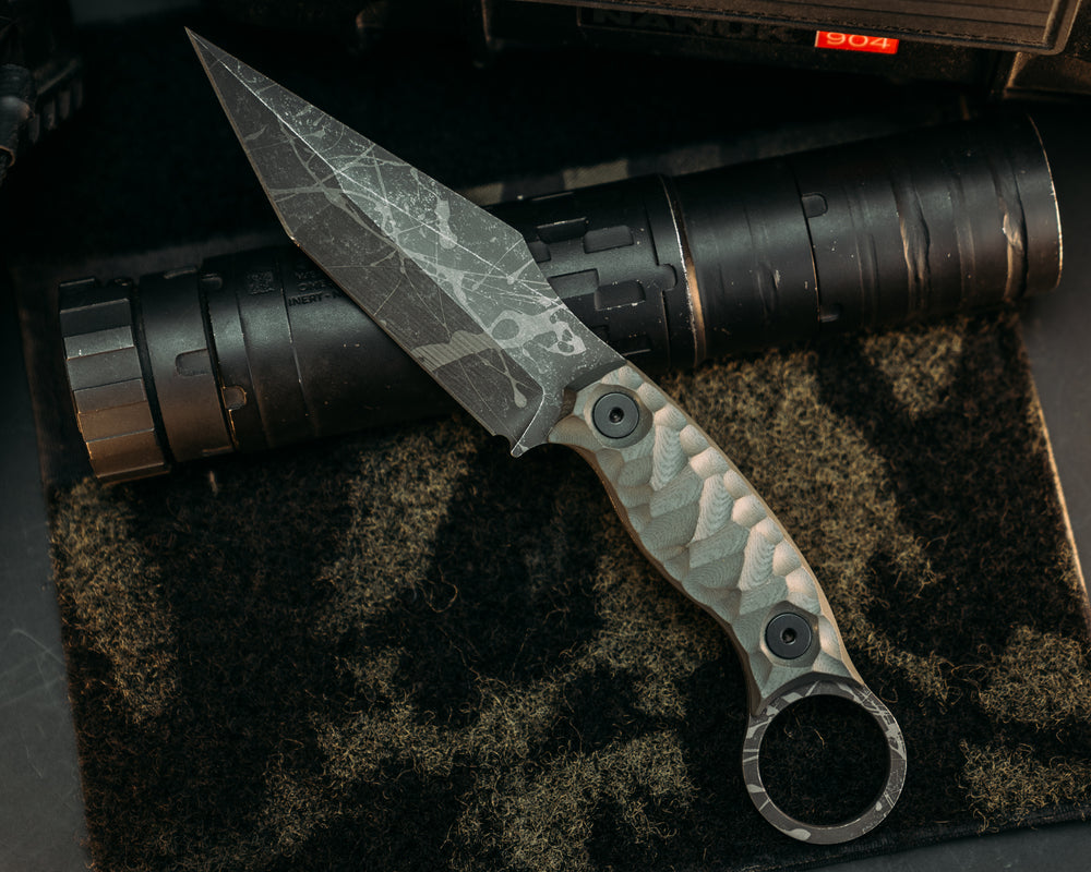 Ringed Tac Tanto- Grey G10, Allen Bolts, Chaos Grip