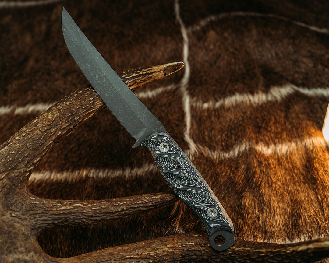 Crow Breakdown - White Storm Carbon, Ti Torx Bolts, Iron Grip