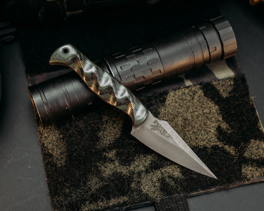 Gulo Gulo - OD Green Infused Carbon Fiber, Earth G10 Liner, Layered G10 Pins, CF Lanyard Pin, Textured Grip.