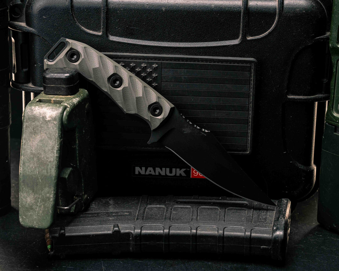 Tosahwi- Grey G10, Armor Black Cerakote, Allen Bolts, Textured Grip