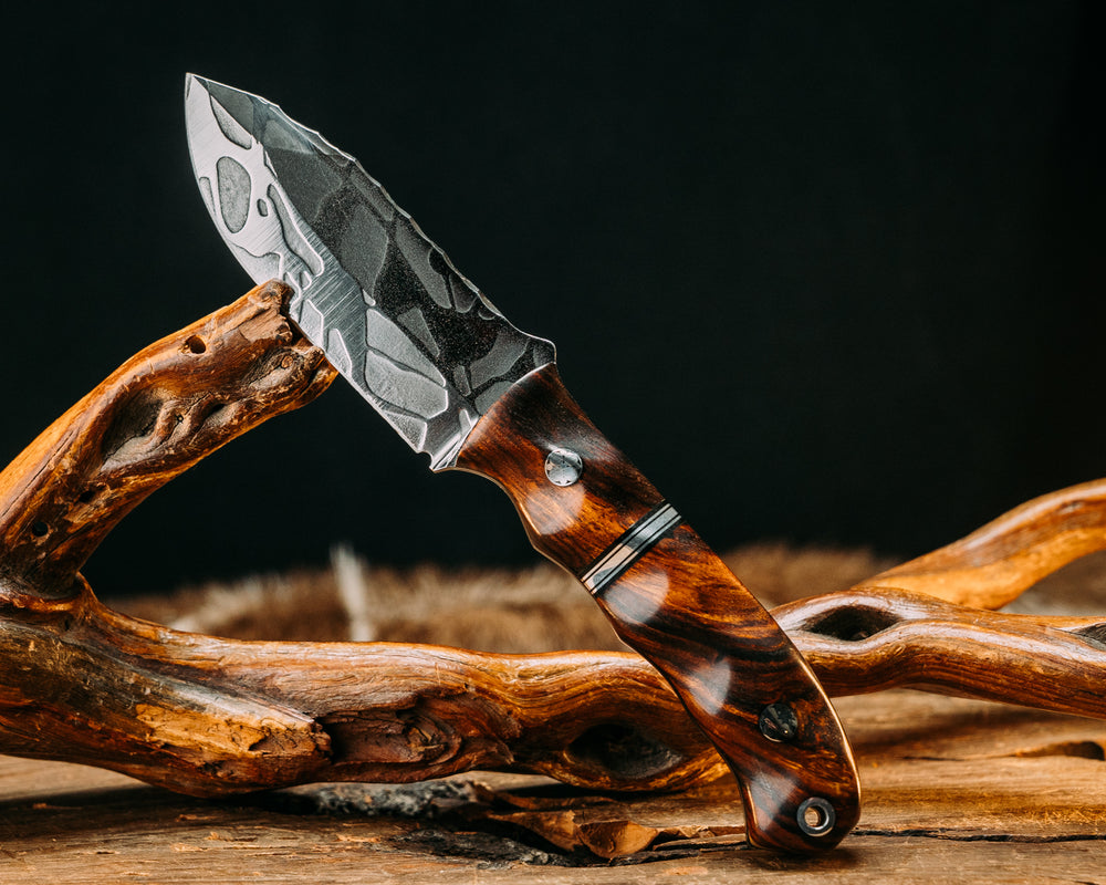 Disaster Cub- Desert Ironwood, Black G10 & Aluminum Split, Mosaic Pins, Aluminum Lanyard Pin, Textured Grip.