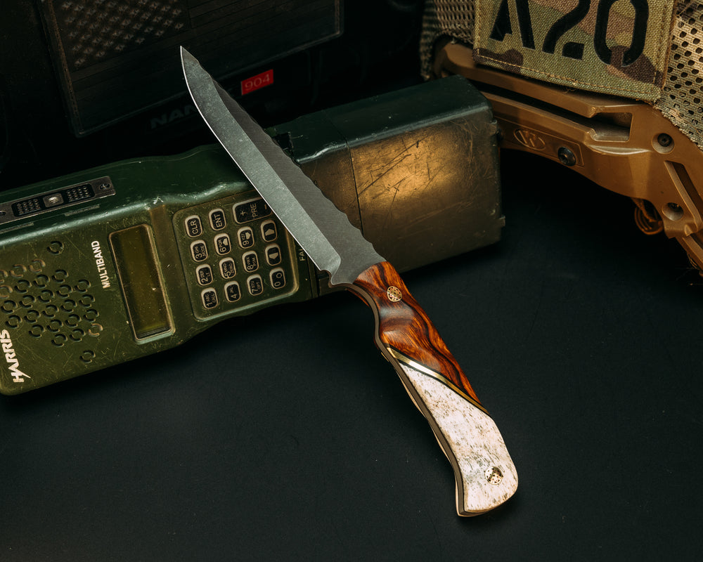 Boogeyman- Desert Ironwood, Black G10 and Brass Split, Mosaic Pins, Textured Grip