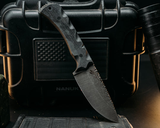 Cavner- Black Multicam Cami Micarta, Carbon Fiber Pins, Textured Grip