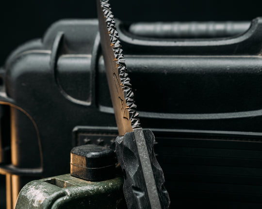 Cavner- Black Multicam Cami Micarta, Carbon Fiber Pins, Textured Grip