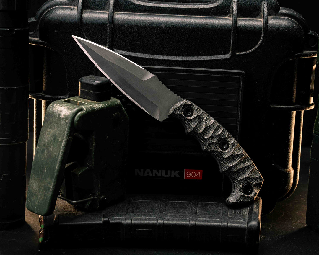 4" HUMINT - Black Burlap Micarta, Allen Bolts, Textured Grip