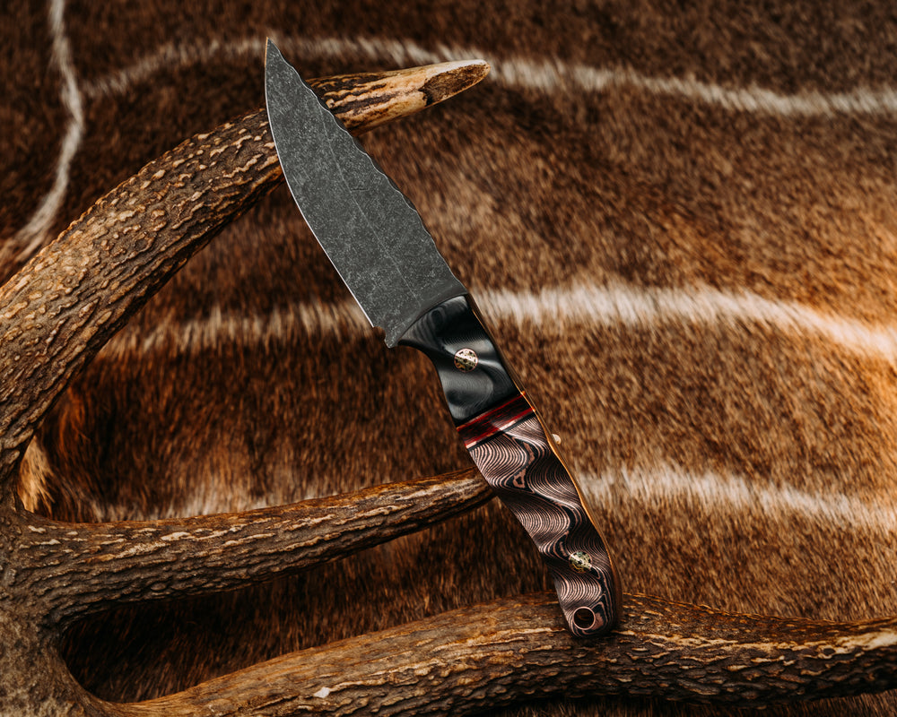 Feather Light- Black Dunes Carbon, Black & Red G10 w/ Copper Pin Striping, Red Infused Carbon Split, Copper Camo Carbon, Mosaic Pins, Copper Lanyard Pin, Textured Grip.