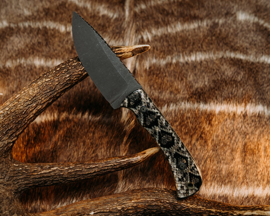 Cavner- Eastern Diamondback Rattlesnake Skin In Resin, Grey, White and Black G10 Liners, Mosaic Pins, Brass Lanyard Pin, Smooth Grip