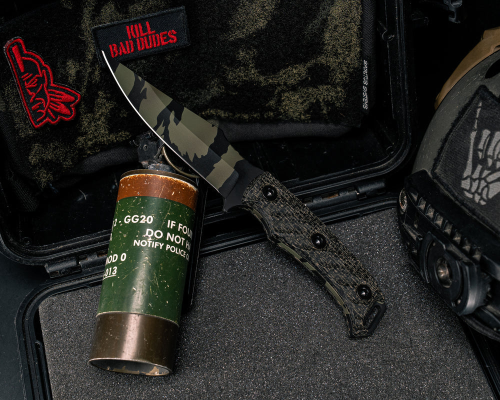 Tosahwi - Black Burlap Micarta, Tiger Stripe Camo Cerakote, Allen Bolts, Textured Grip