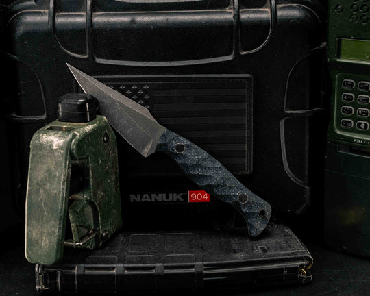 Gulo Gulo- Midnight Black Jute Micarta, CF Pins, CF Lanyard Pin, Textured Grip