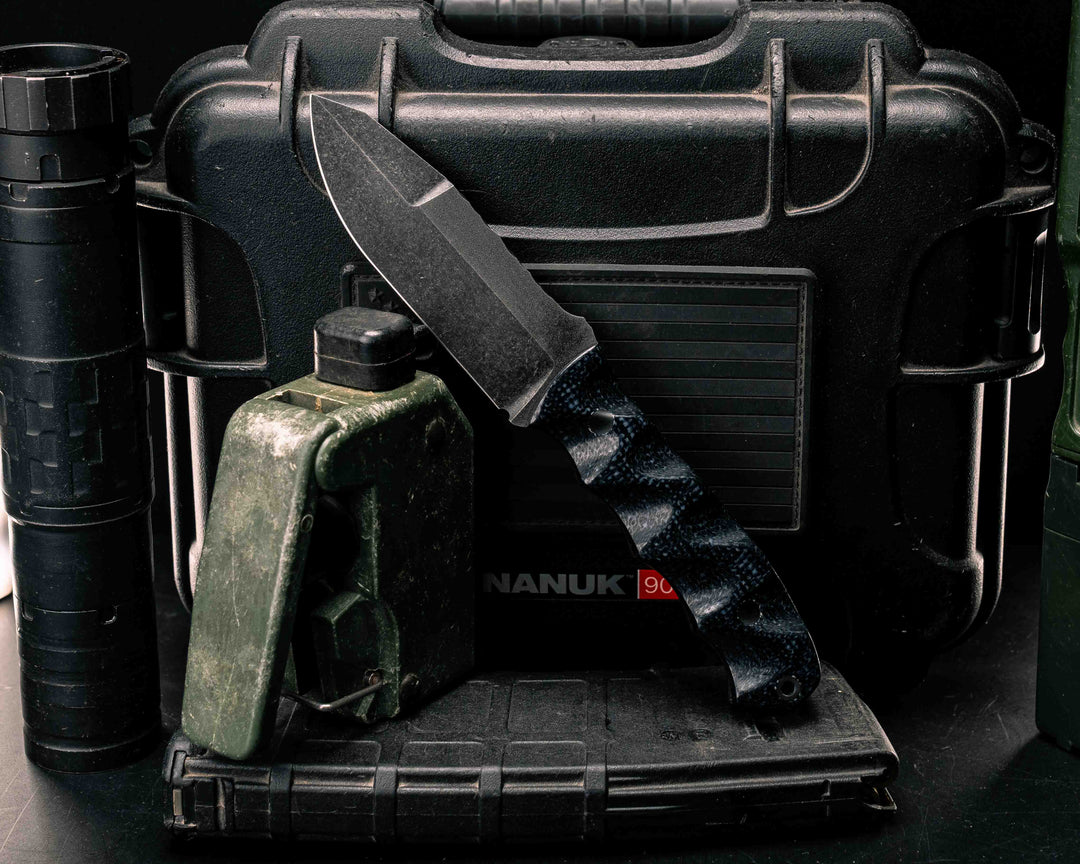 Disaster Jr Gen 3- Midnight Black Jute Micarta, CF Pins, CF Lanyard Pin, Textured Grip