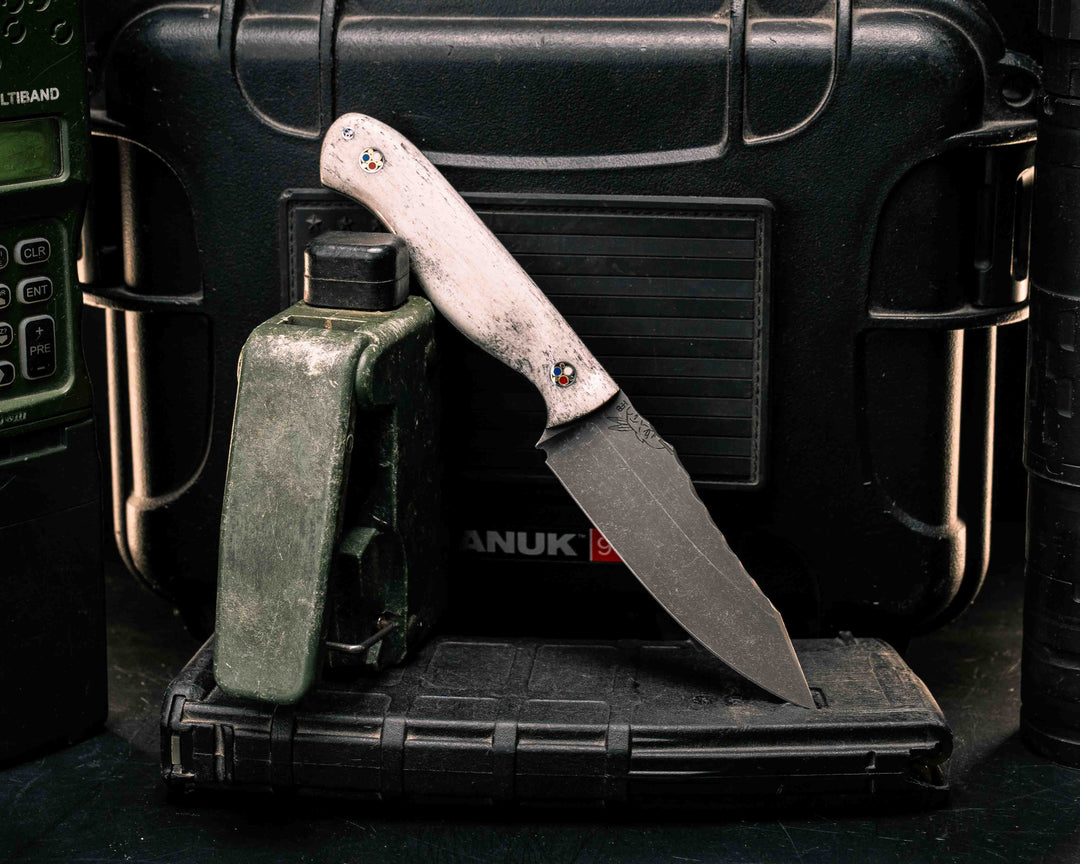 Field Knife Jr- Elk Antler, Patriot Mosaic Pins, Textured Grip