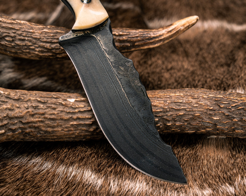 OG Skinner- Baker Forge Random Pattern Damascus- Giraffe Bone, Mosaic Pins, Aluminum Lanyard Pin, Textured Grip