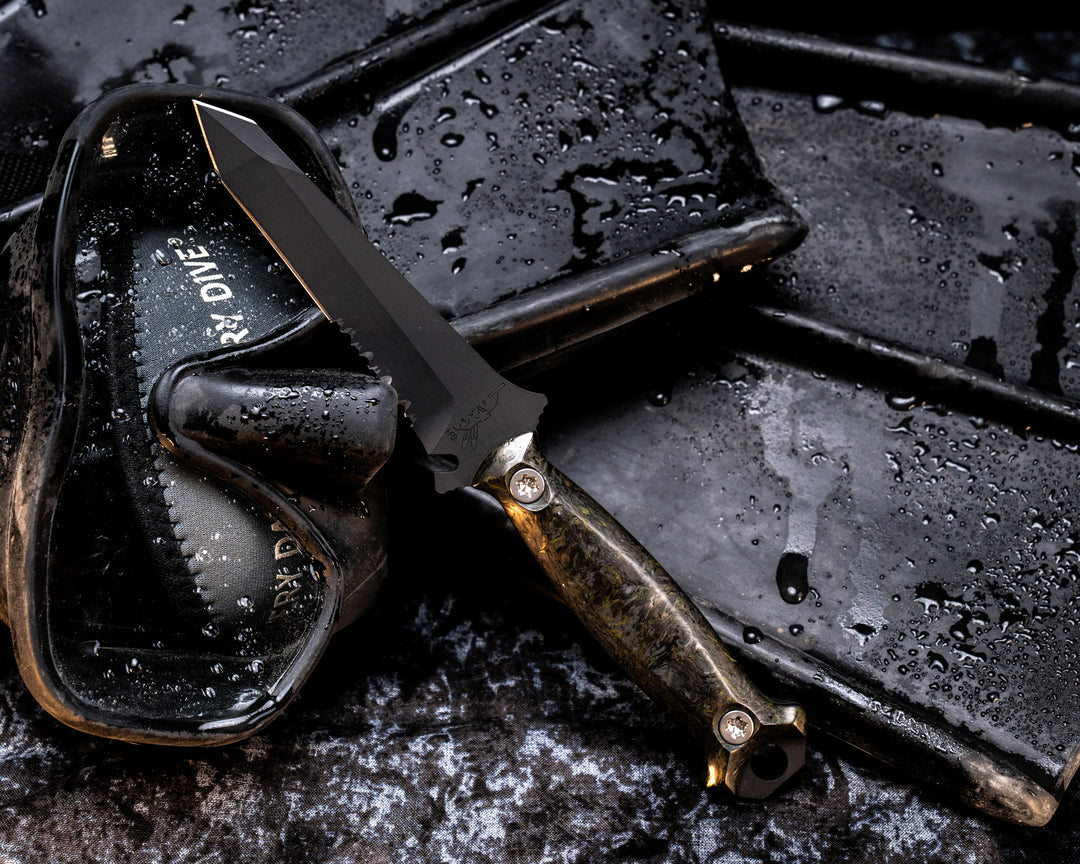 Dive Knife Tanto- Green Dark Matter Carbon, Armor Black Cerakote, Ti Torx Bolts, Textured Grip