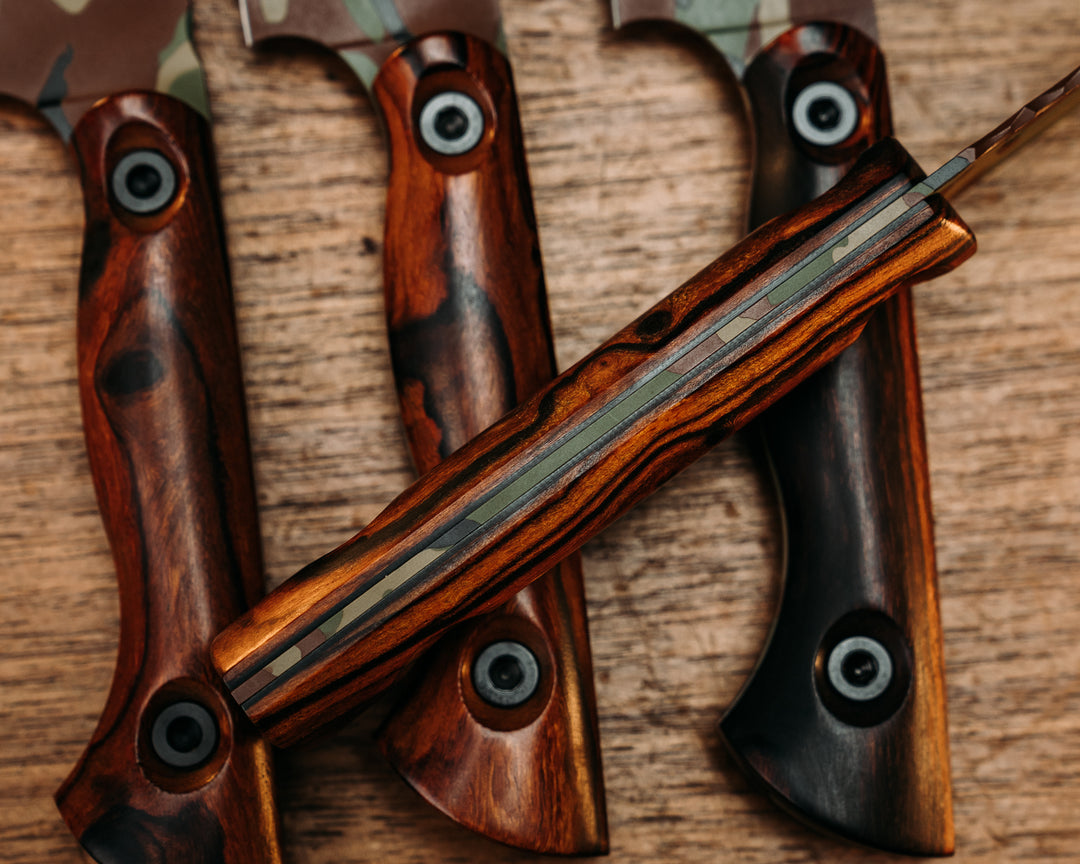 Steak Knife Set (4 Pcs) - Desert Ironwood, M81 Woodland Camo Cerakote, Allen Bolts, Smooth Grip
