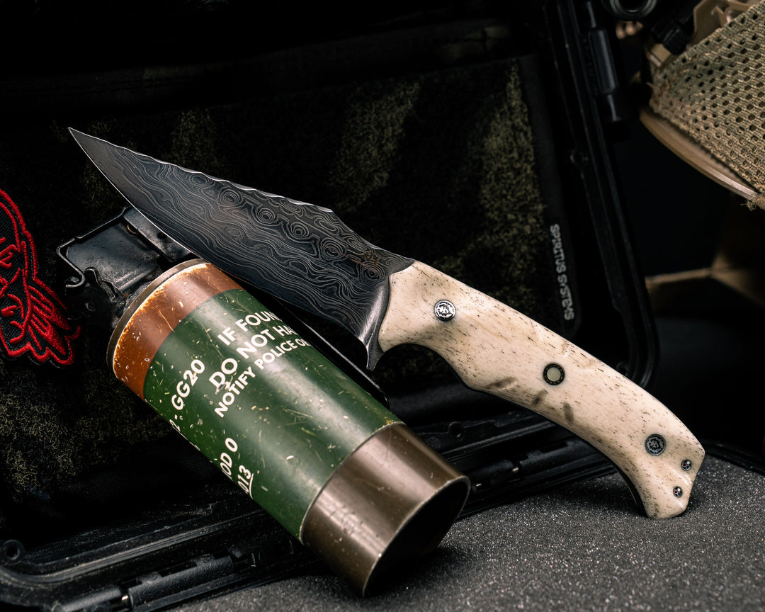 Tosahwi #01- Baker Forge Ripple 154/AEBL Core Hollow Grind Stainless Damascus- Giraffe Bone, Mosaic Pins, Center Mosaic Pin with Glow Resin, Textured Grip