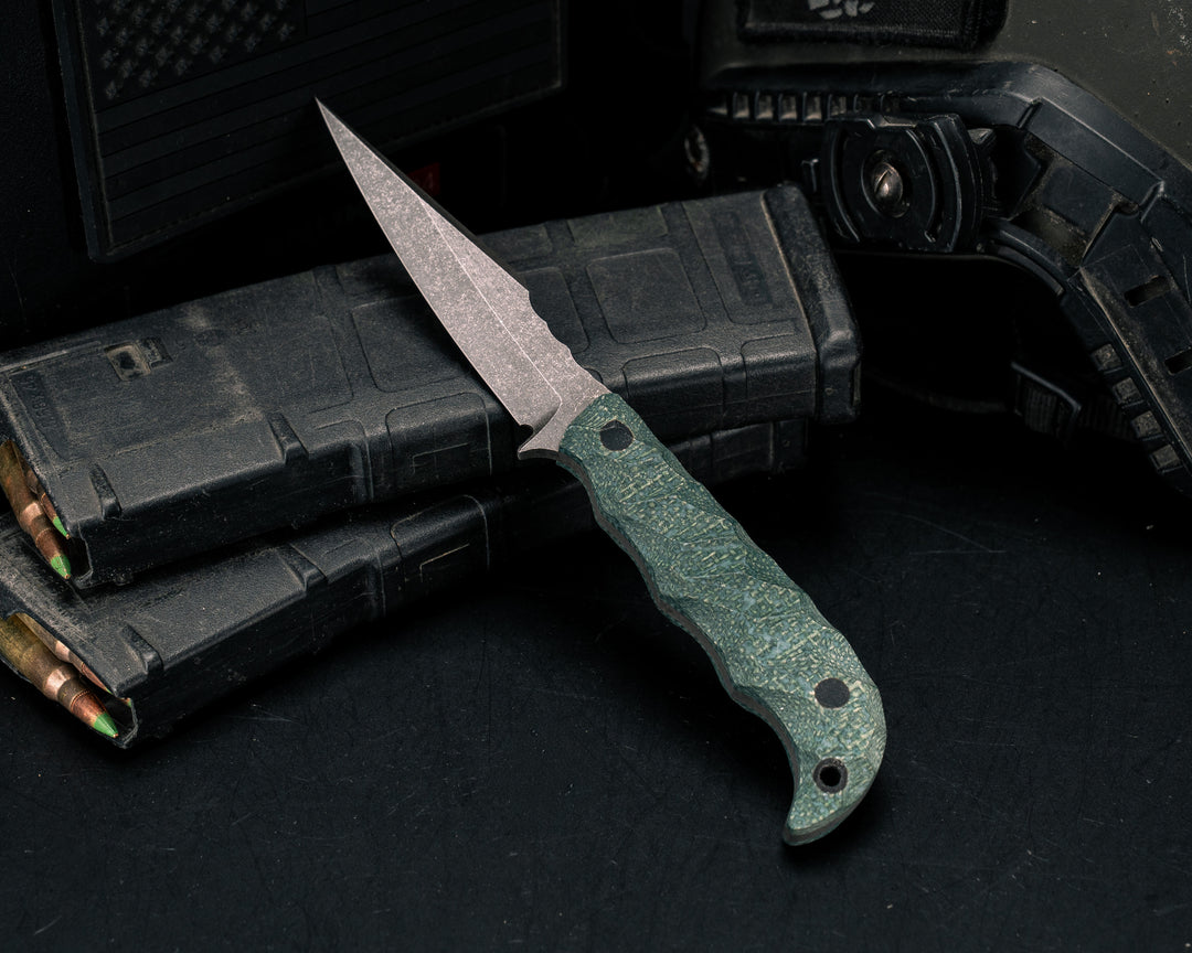 Senator- Juniper Green Jute Micarta, CF Pins, CF Lanyard Pin, Textured Grip