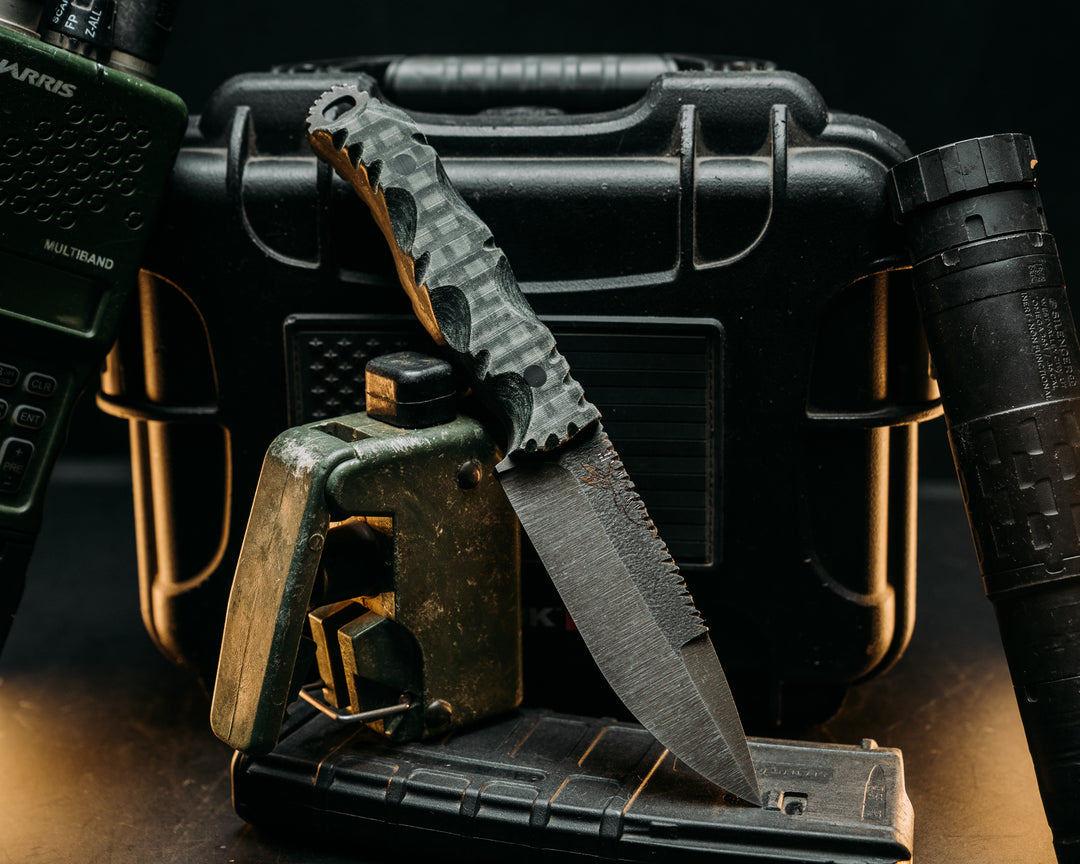Hog Hunt- Desert Night Camo Canvas Micarta, CF Pins, Textured Grip