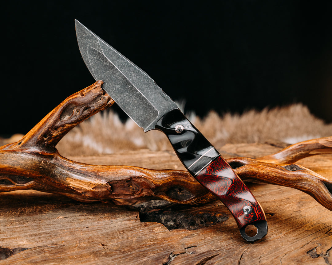 Crow Jr (Compound Grind)- Ram's Horn, Black G10 and Aluminum Pin Striping, Black Dark Matter Carbon Split, Lava Flow FAT Carbon, Mosaic Pins, Textured Grip