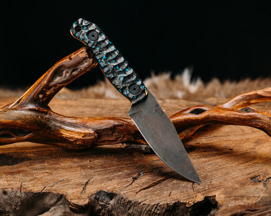 Feather Light- Turquoise Rocky Wave Carbon, Allen Bolts, Textured Grip