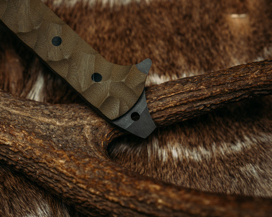 Howler Hawk - OD Green Canvas Micarta, CF Pins, Chaos Grip.