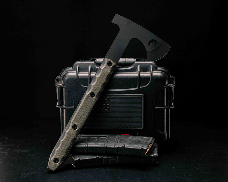 Howler Hawk- Black and OD Green Canvas Micarta, Armor Black Cerakote, Allen Bolts, Textured Grip