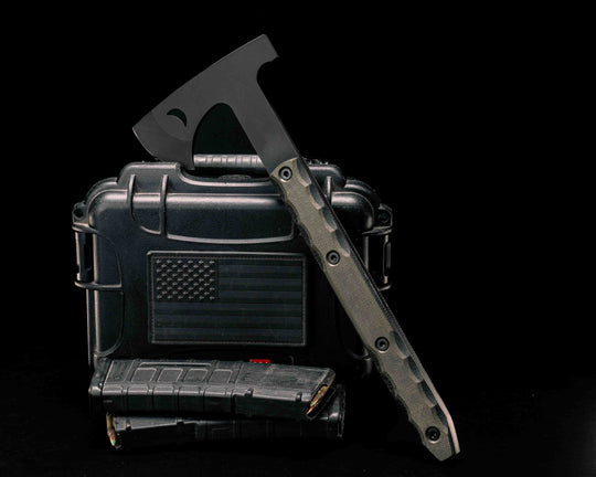 Howler Hawk- Black and OD Green Canvas Micarta, Armor Black Cerakote, Allen Bolts, Textured Grip