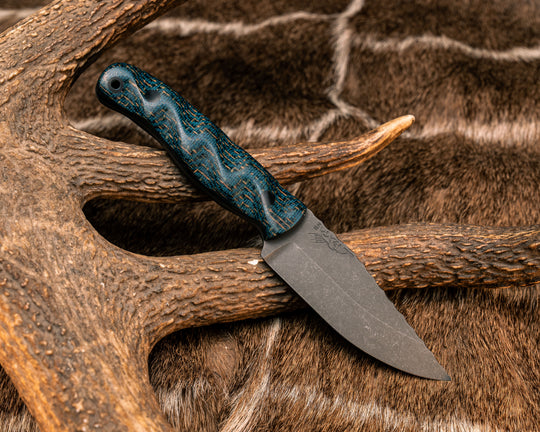 Feather Light- Kamari Burlap Micarta, CF Pins, CF Lanyard Pin, Textured Grip