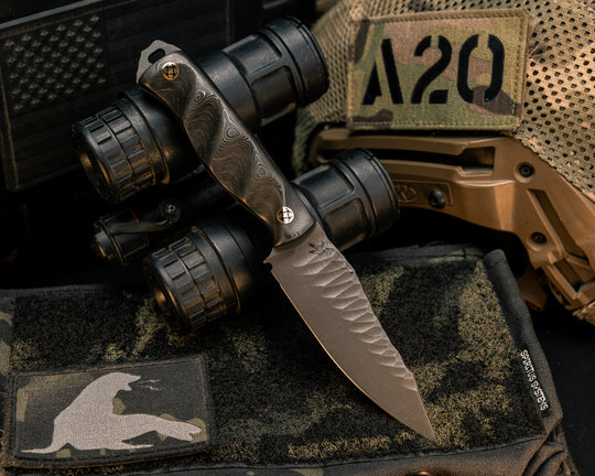 Field Knife Jr- Gold Camo Carbon, Mosaic Pins, Textured Grip