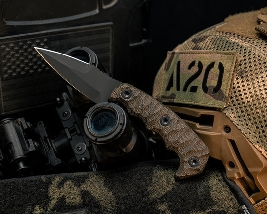 3" HUMINT - OD Green Canvas Micarta, Armor Black Cerakote, Allen Bolts, Textured Grip