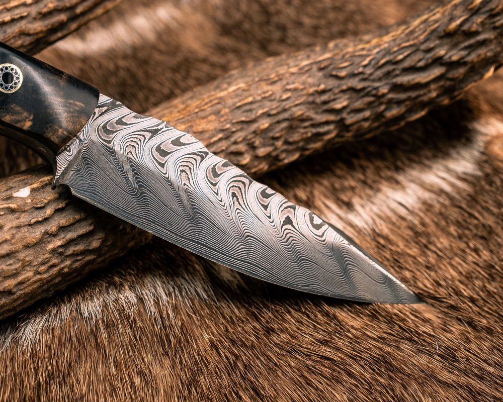 Field Knife Jr- Baker Forge Ripple Damascus, Black And White Ebony, Brass, Black G10 and Aluminum Pin Striping, Bison Horn Split, Chechen, Mosaic Pins, Textured Grip