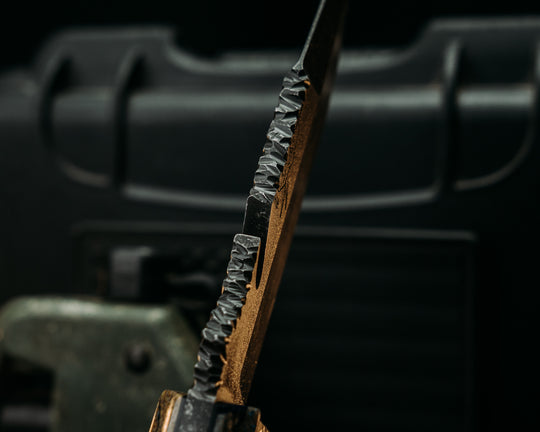 Notched Wire Cutter Breacher Gen 3- Dinosaur Bone, Mosaic Pins, Textured Grip