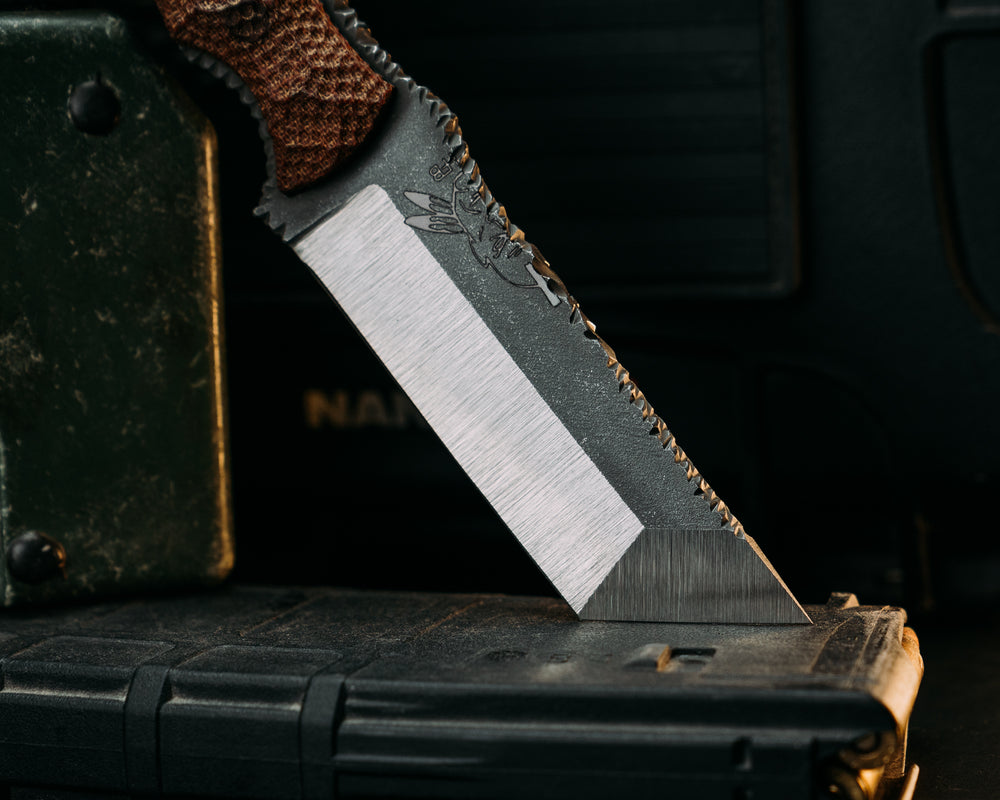 LE Tanto- Vintage Brown Micarta, Vintage Brown Micarta Pins, Stippled Spine/Old School Rockworked Spine, Stippled Grip