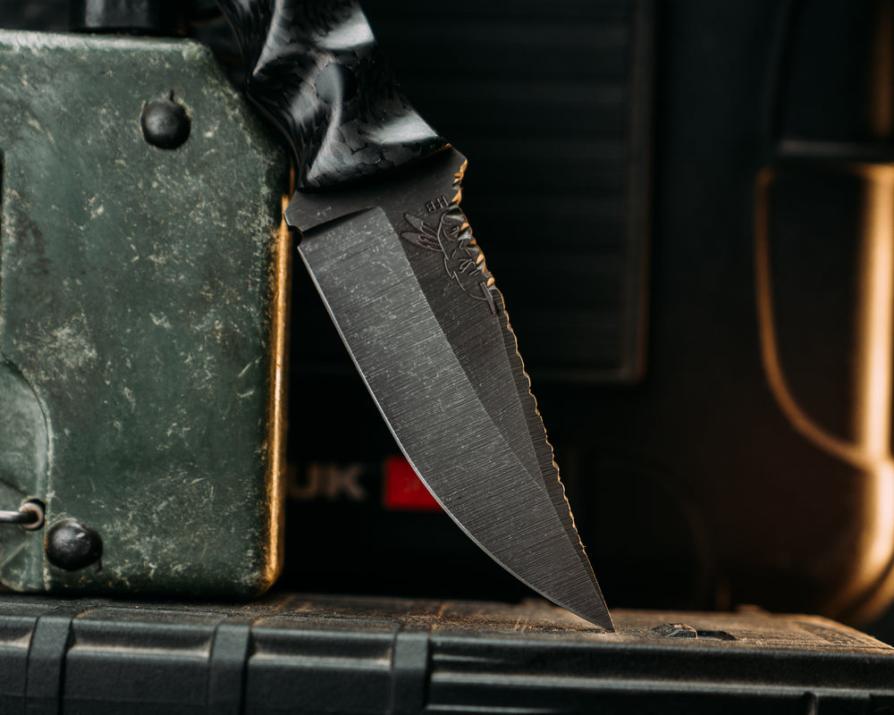Hybrid Crow Cub Blade/Disaster Cub Handle- Carbon Fiber- CF Pin, CF Lanyard Pin, Old School Rock Worked Spine, Textured Grip